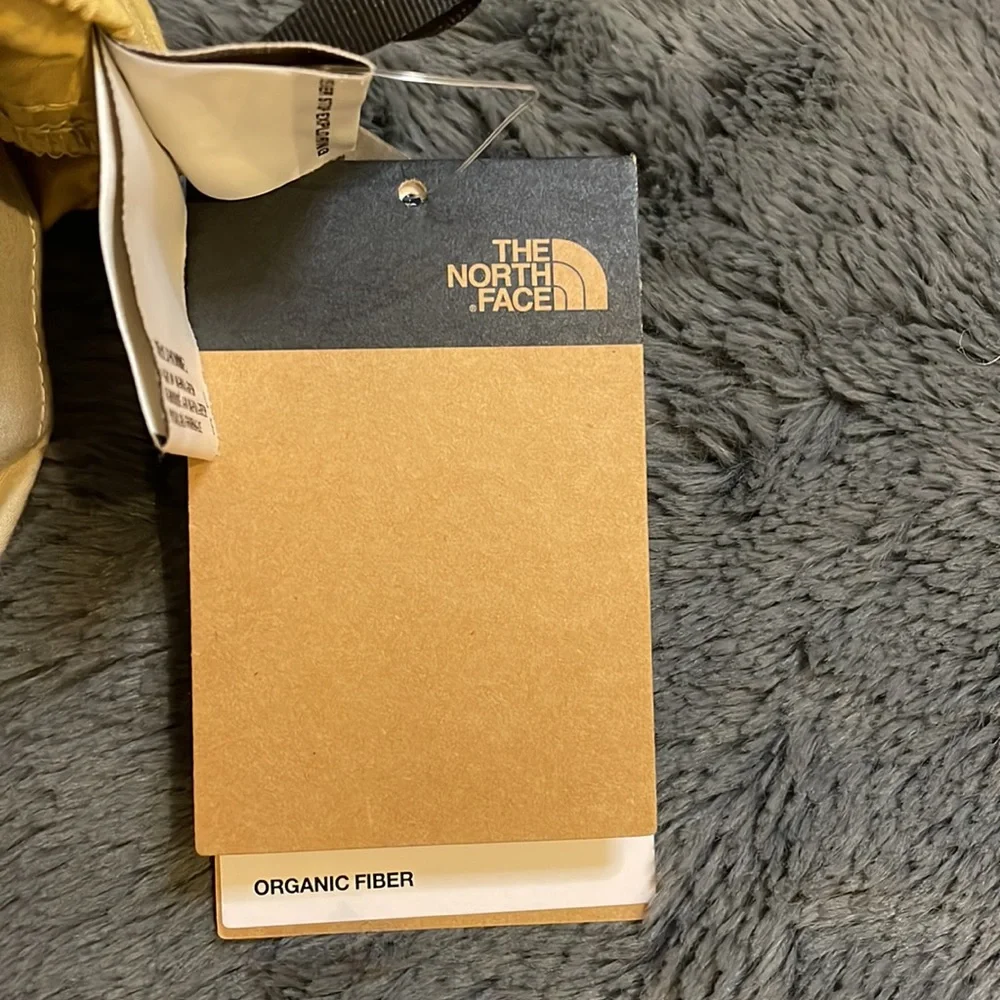 NWT Men’s North Face Cargo Shorts - Picture 4 of 4